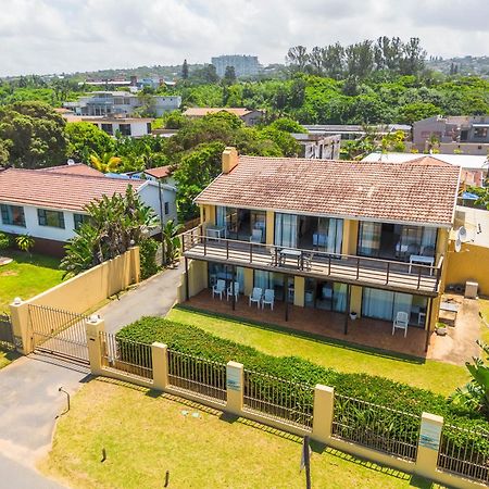 Glenashley Beach Accommodation - B&B And Backpackers Durban Exterior foto